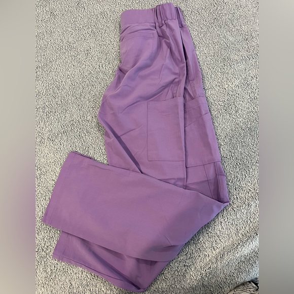 Scrub bottoms: Grey’s Anatomy signature, size Medium, purple - Picture 2 of 3